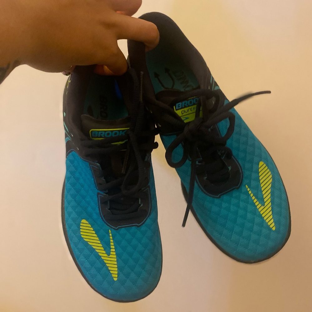 Pure Flow Brooks Running Shoes